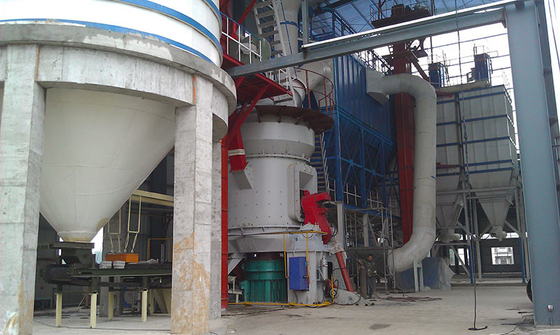 120kW Pionowa maszyna do rozdrabniania węgla kamiennego o niskim zużyciu do mielenia proszkowego