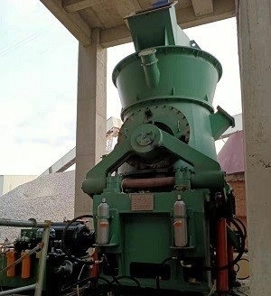 HVM Surowiec Cement Pulverizer Pionowy młyn walcowy do mielenia cementu