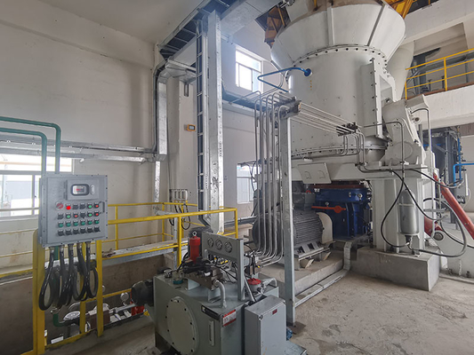 Pionowy młyn do mielenia walców o wydajności 220T / H 4800mm